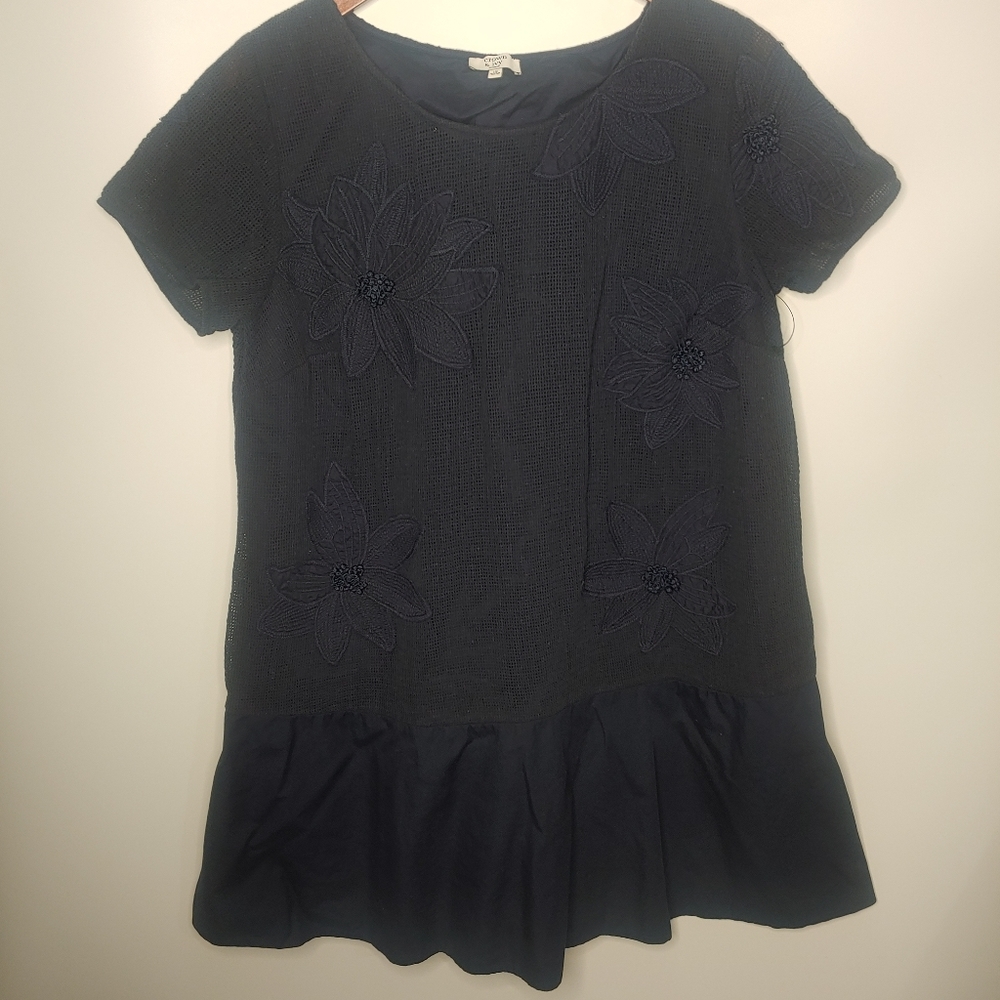 Crown and Ivy Short Dress - Picture 2 of 11